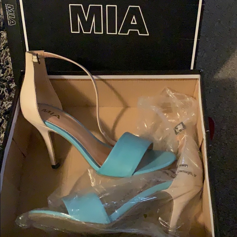 New MIA Heels